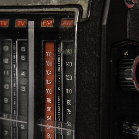 Vintage Radio GE General Electric - Picture 2 of 3